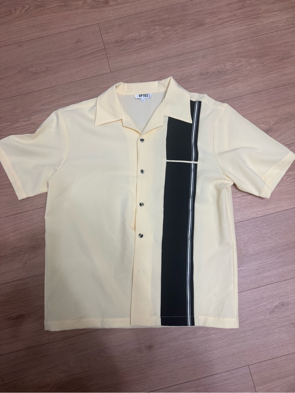 Spike Pale Yellow Short-Sleeve Button-Down Shirt with Black Stripe